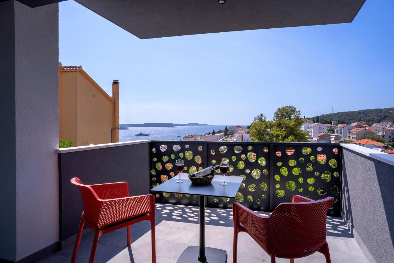 Sun&Lux Resort - Hvar Хвар Экстерьер фото